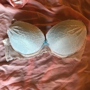 Pretty bra- barely worn!